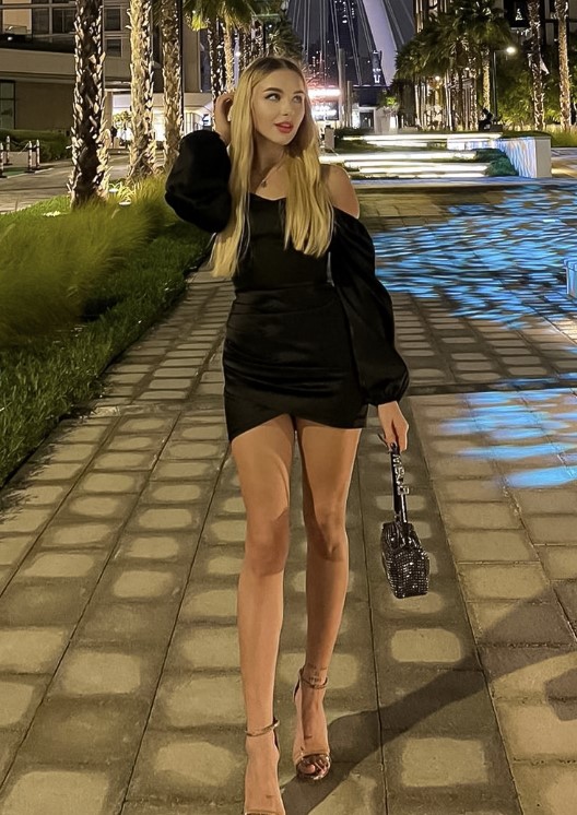 ankaraescortirem-1 Ankara Escort İrem Partnerimi Yatakta Terler İçinde Bırakırım